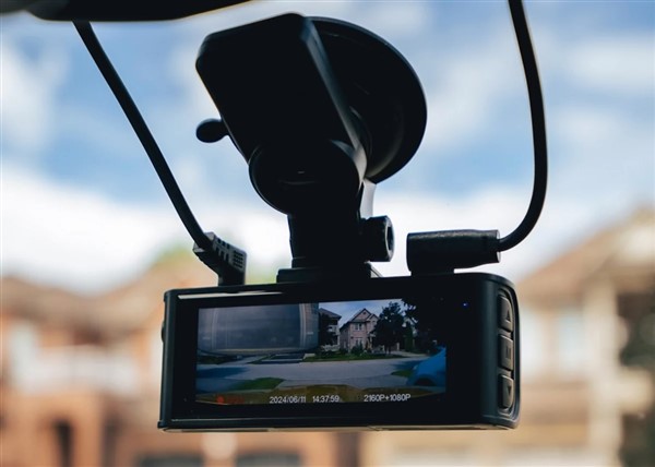 dashcam (600 x 428)